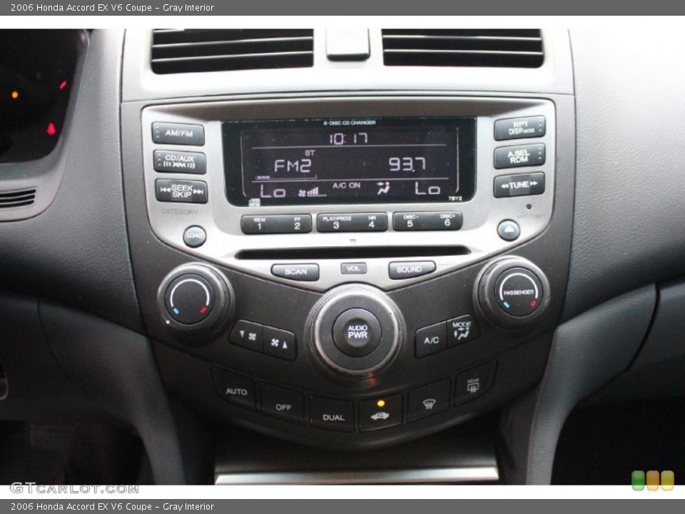 Gray Interior Controls for the 2006 Honda Accord EX V6 Coupe #95899081