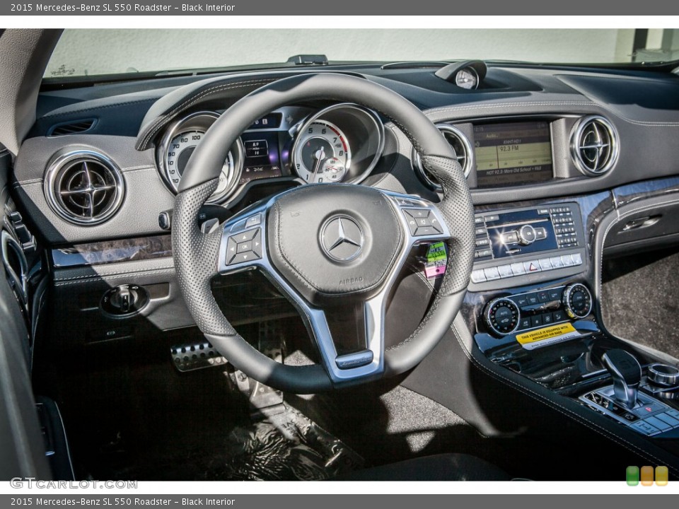Black Interior Dashboard for the 2015 Mercedes-Benz SL 550 Roadster #95907109