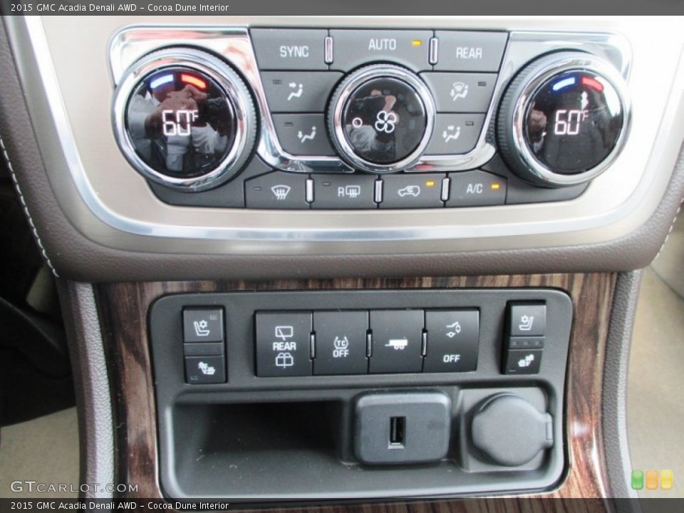 Cocoa Dune Interior Controls for the 2015 GMC Acadia Denali AWD #95914840