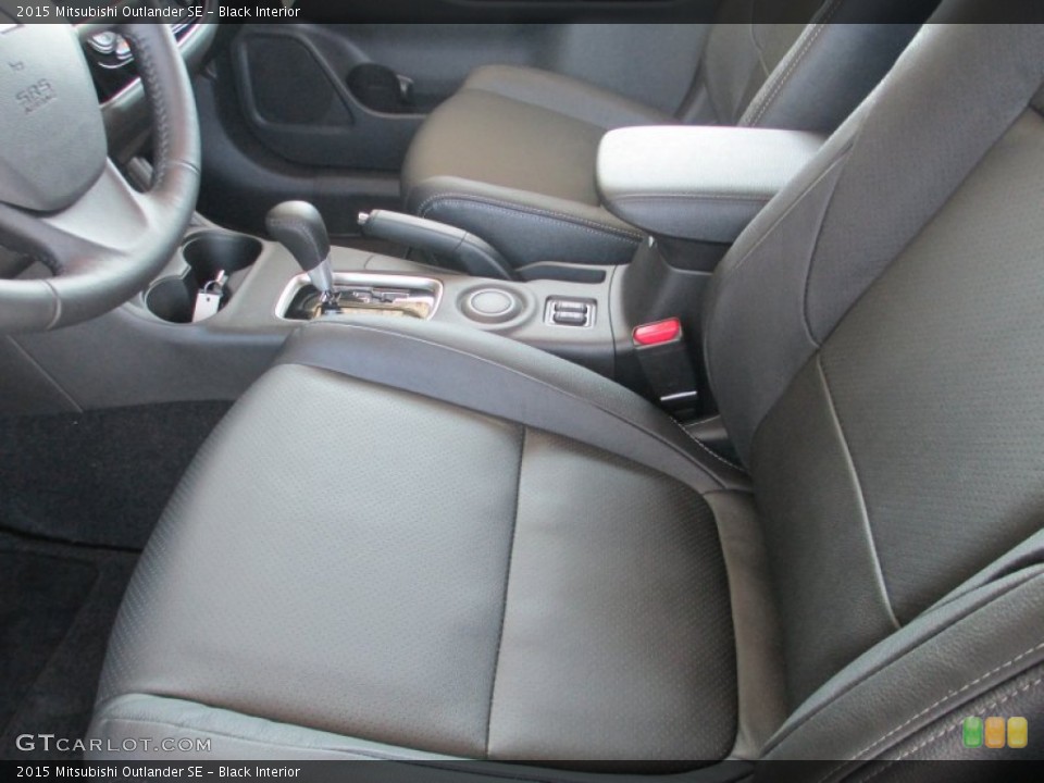 Black Interior Photo for the 2015 Mitsubishi Outlander SE #95941837