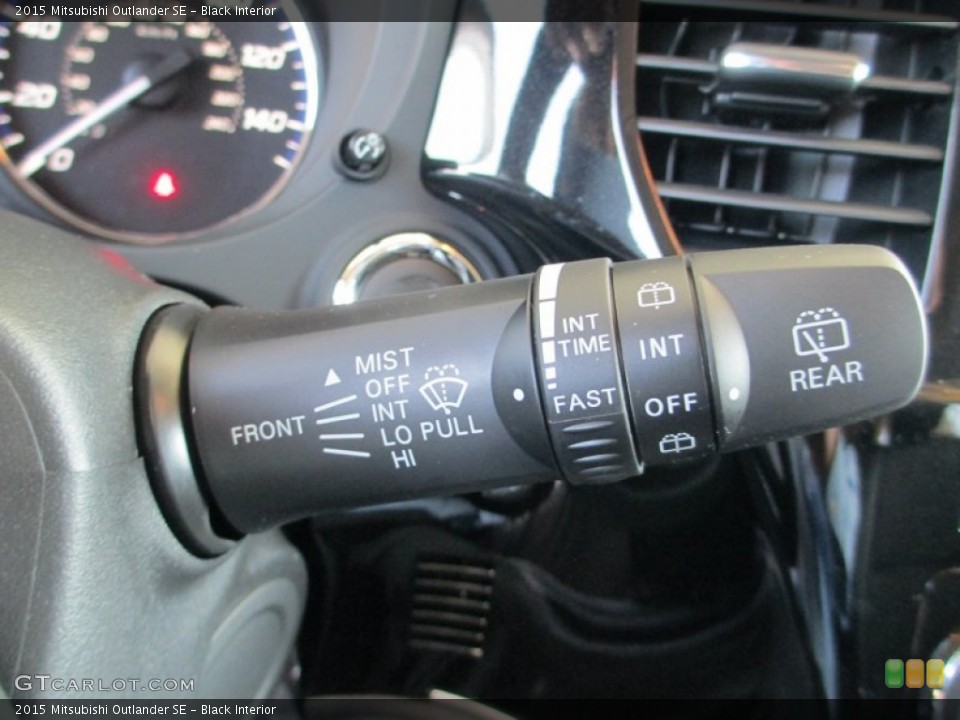 Black Interior Controls for the 2015 Mitsubishi Outlander SE #95941906