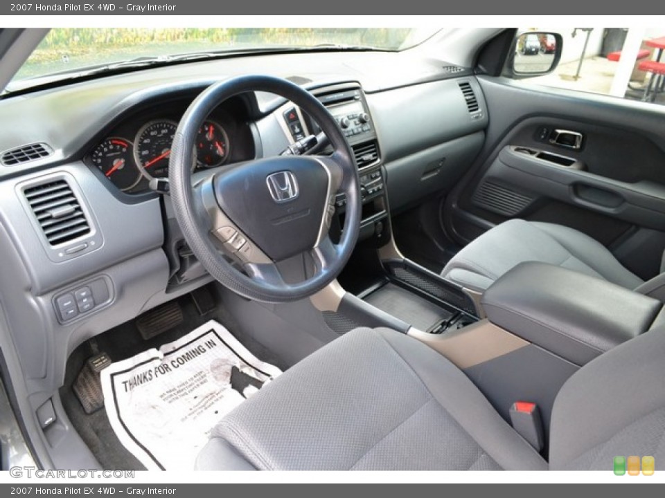 Gray Interior Photo for the 2007 Honda Pilot EX 4WD #95961419