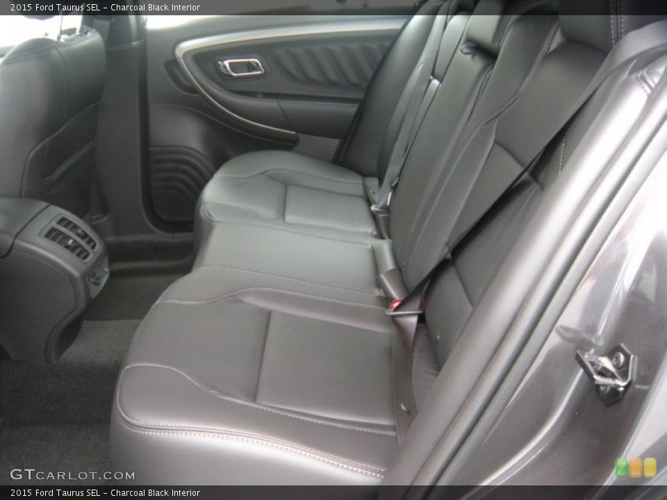 Charcoal Black Interior Rear Seat for the 2015 Ford Taurus SEL #95982847