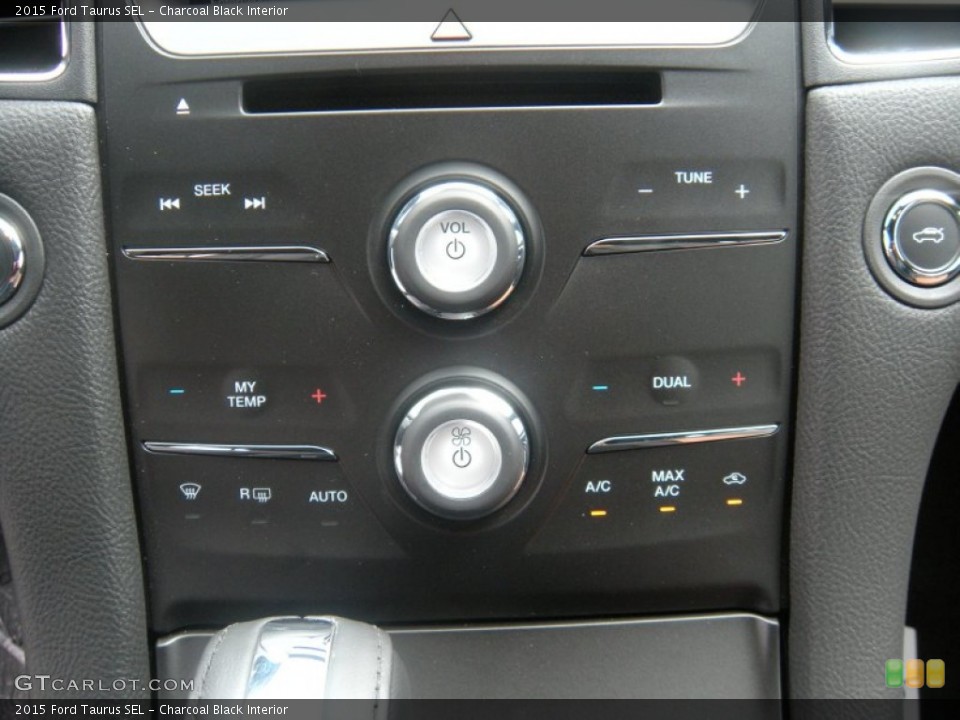 Charcoal Black Interior Controls for the 2015 Ford Taurus SEL #95982985
