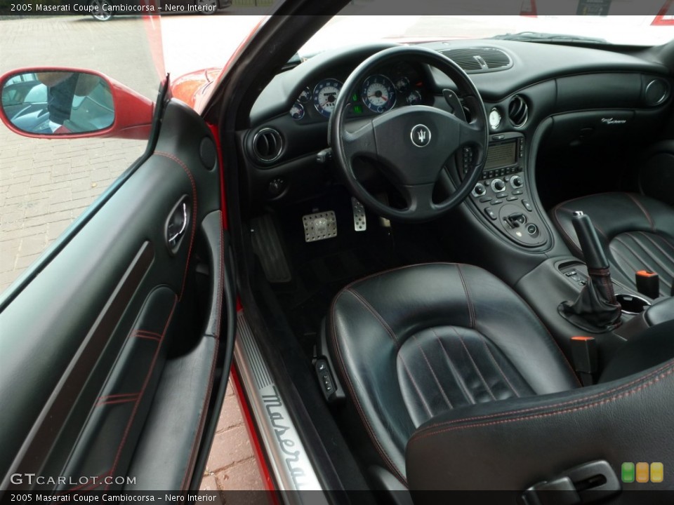 Nero 2005 Maserati Coupe Interiors