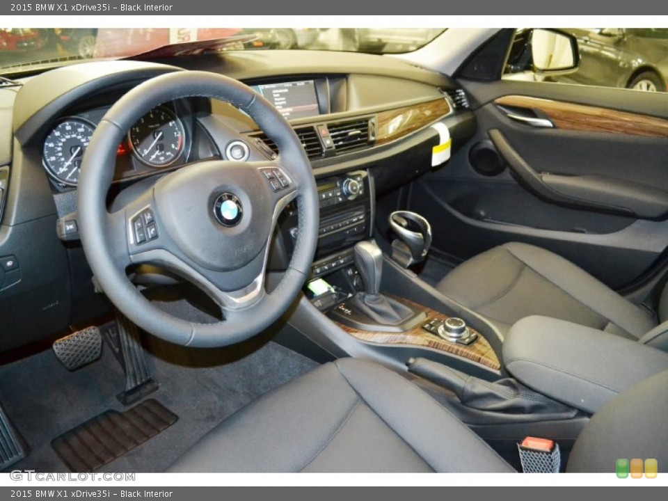 Black Interior Photo for the 2015 BMW X1 xDrive35i #96138029