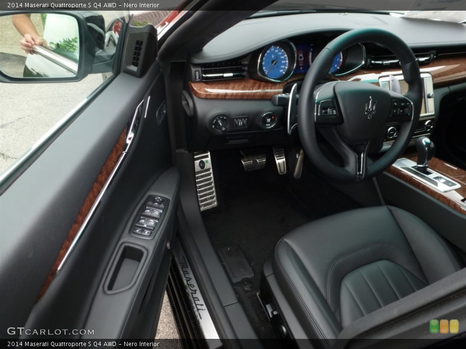 Nero Interior Photo for the 2014 Maserati Quattroporte S Q4 AWD #96247443