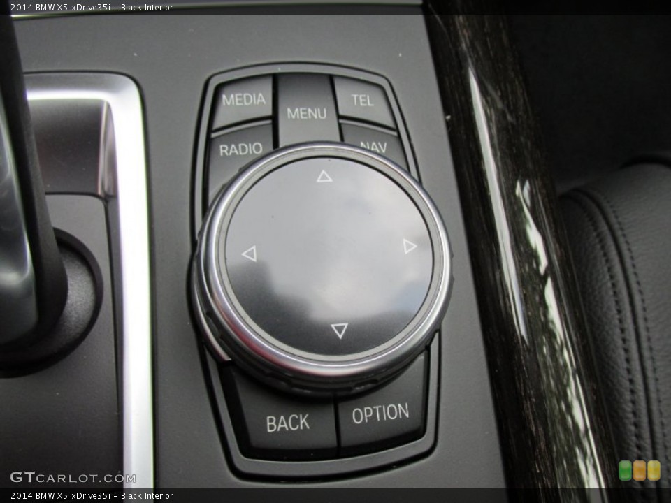 Black Interior Controls for the 2014 BMW X5 xDrive35i #96258591