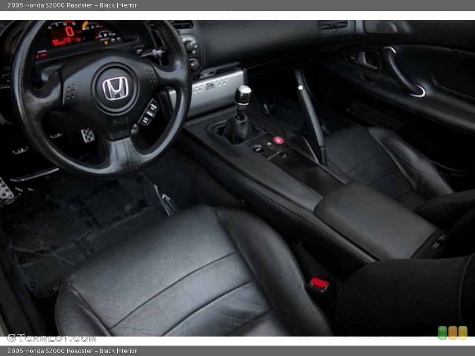 Black Interior Photo for the 2006 Honda S2000 Roadster #96303612