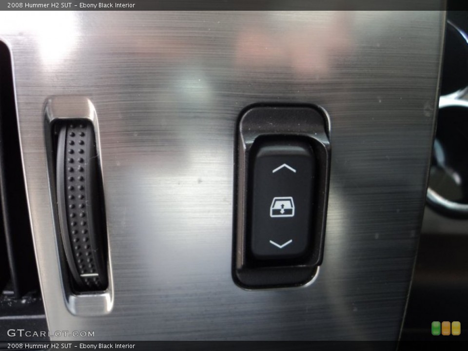 Ebony Black Interior Controls for the 2008 Hummer H2 SUT #96357323