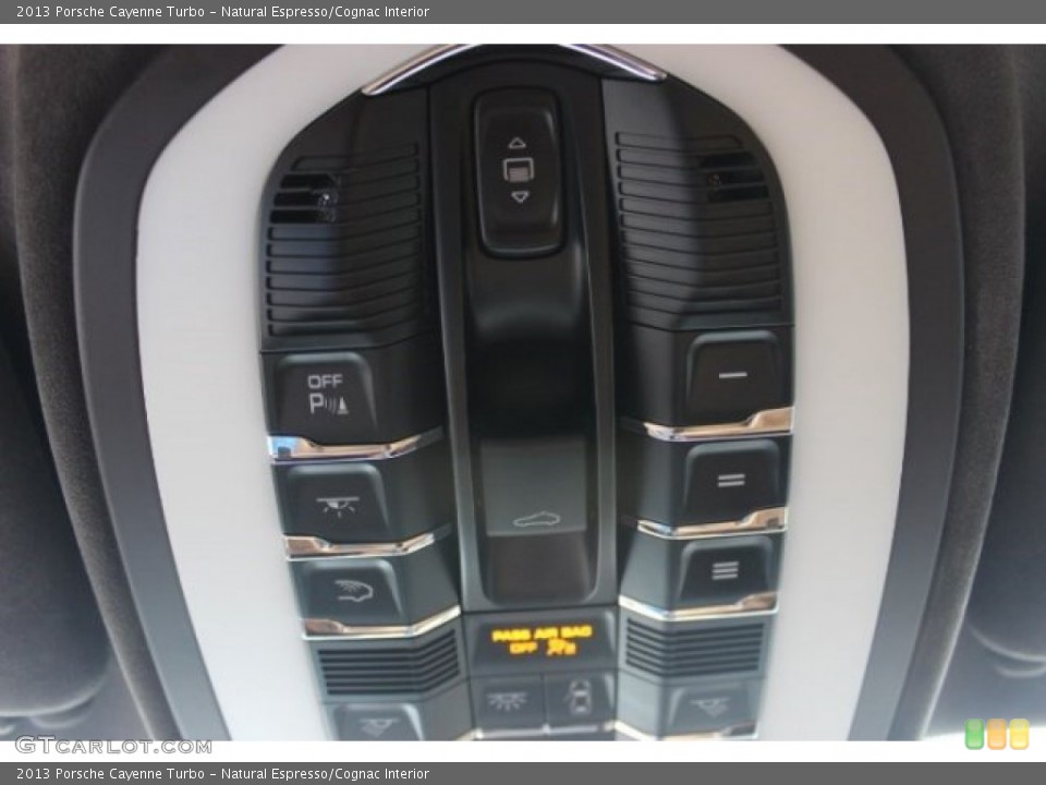 Natural Espresso/Cognac Interior Controls for the 2013 Porsche Cayenne Turbo #96357359