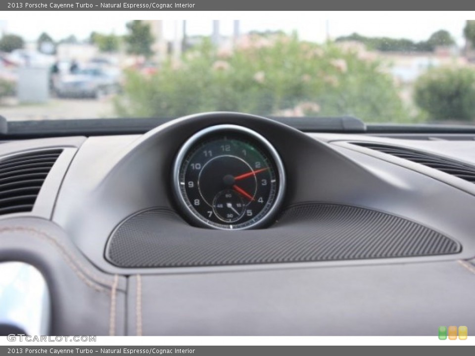 Natural Espresso/Cognac Interior Controls for the 2013 Porsche Cayenne Turbo #96357413