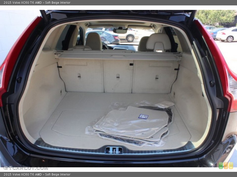 Soft Beige Interior Trunk for the 2015 Volvo XC60 T6 AWD #96456716