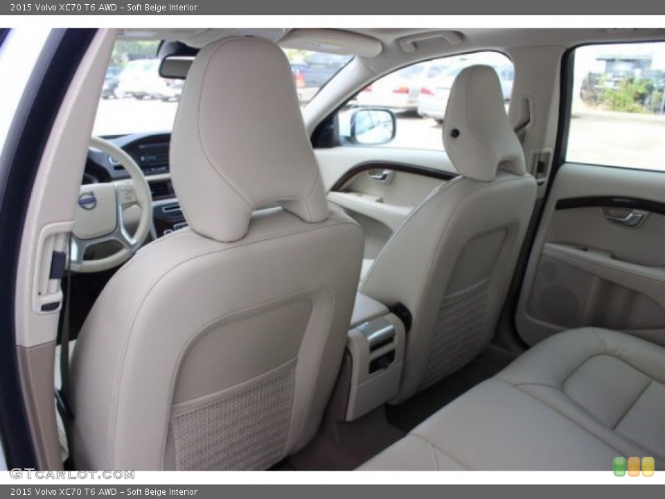 Soft Beige Interior Rear Seat for the 2015 Volvo XC70 T6 AWD #96492626