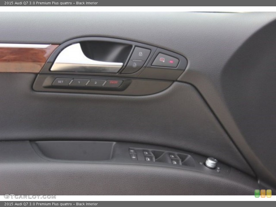 Black Interior Controls for the 2015 Audi Q7 3.0 Premium Plus quattro #96606035