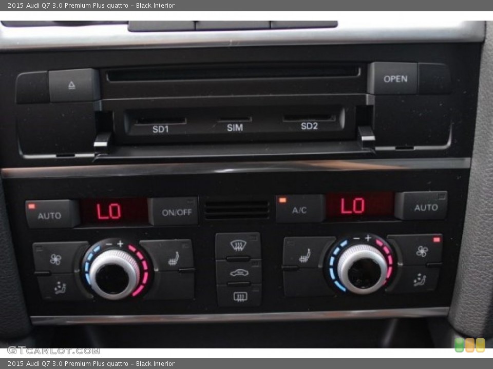 Black Interior Controls for the 2015 Audi Q7 3.0 Premium Plus quattro #96606239