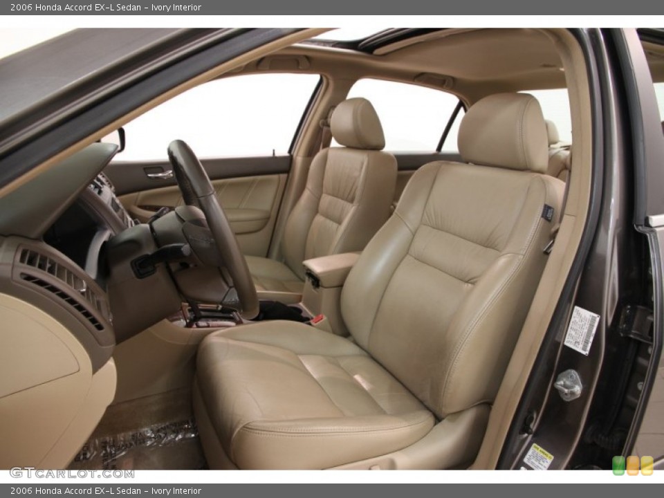 Ivory Interior Photo for the 2006 Honda Accord EX-L Sedan #96656903