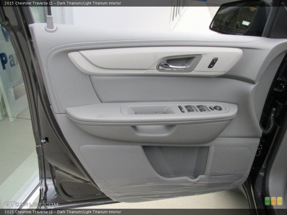 Dark Titanium/Light Titanium Interior Door Panel for the 2015 Chevrolet Traverse LS #96681703