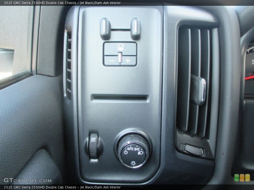 Jet Black/Dark Ash Interior Controls for the 2015 GMC Sierra 2500HD Double Cab Chassis #96713323