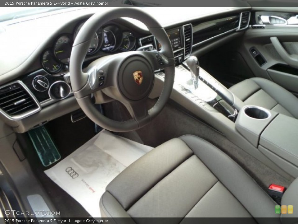Agate Grey 2015 Porsche Panamera Interiors