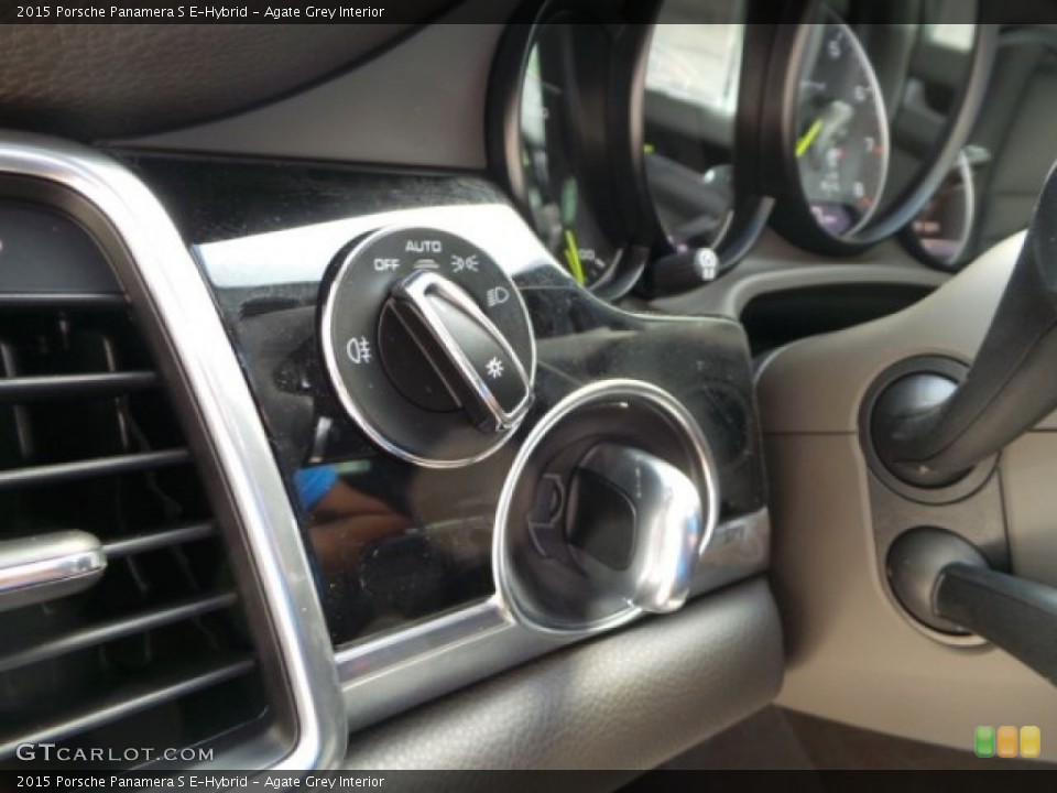 Agate Grey Interior Controls for the 2015 Porsche Panamera S E-Hybrid #96743917