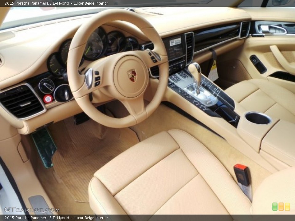 Luxor Beige Interior Prime Interior for the 2015 Porsche Panamera S E-Hybrid #96744511