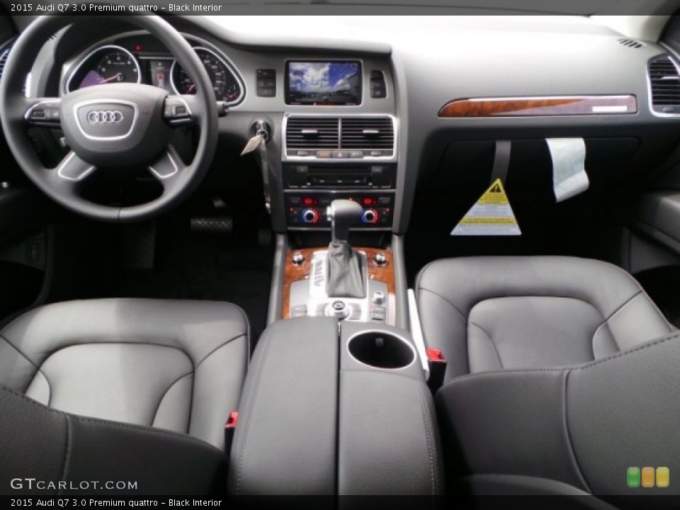 Black Interior Dashboard for the 2015 Audi Q7 3.0 Premium quattro #96747874