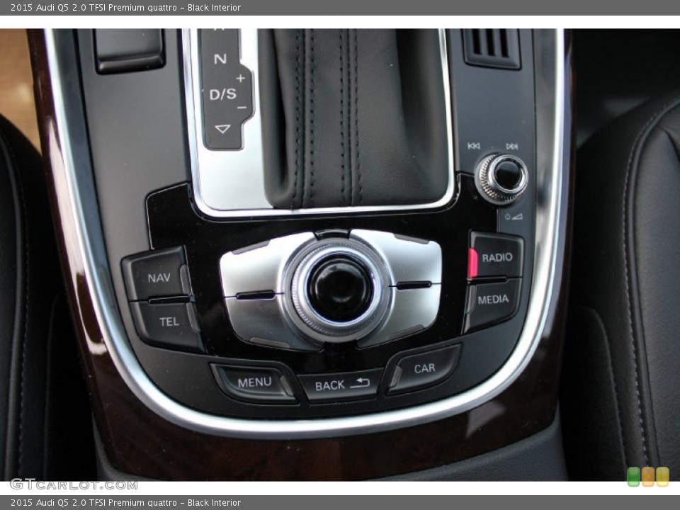 Black Interior Controls for the 2015 Audi Q5 2.0 TFSI Premium quattro #96802813
