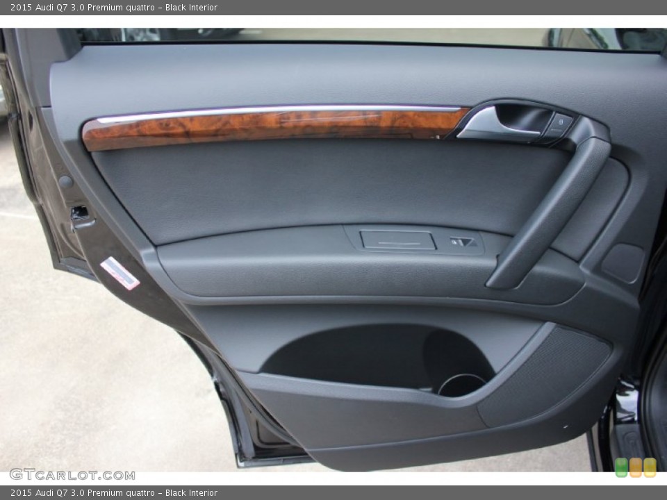 Black Interior Door Panel for the 2015 Audi Q7 3.0 Premium quattro #96875708