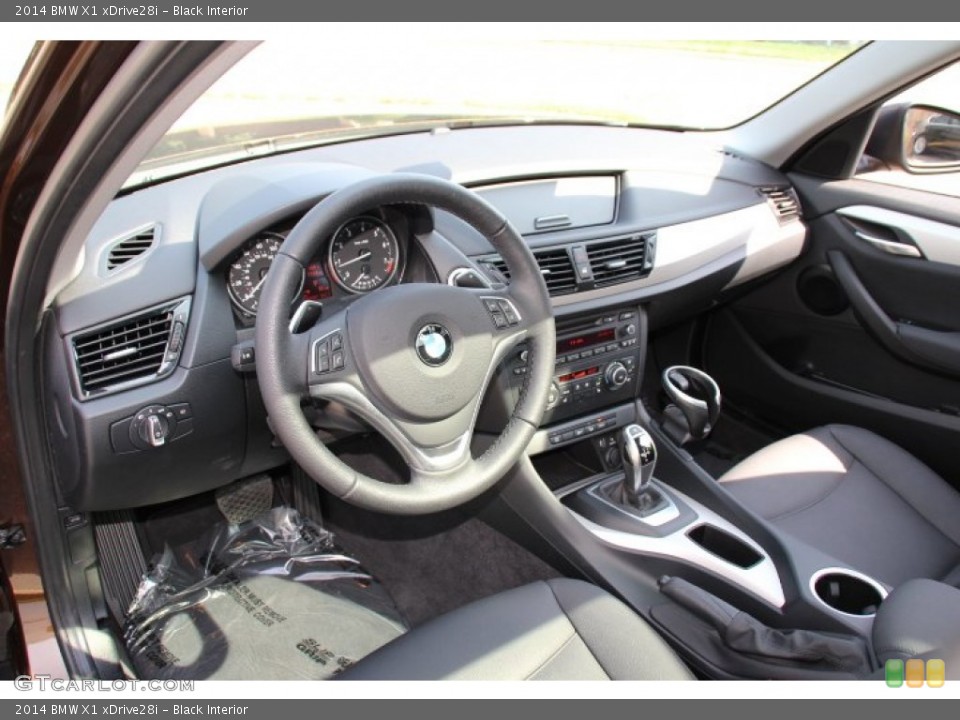 Black Interior Photo for the 2014 BMW X1 xDrive28i #96889399