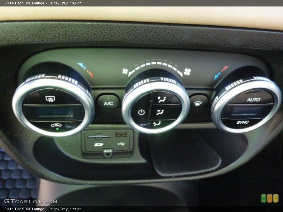 Beige/Grey Interior Controls for the 2014 Fiat 500L Lounge #96959608
