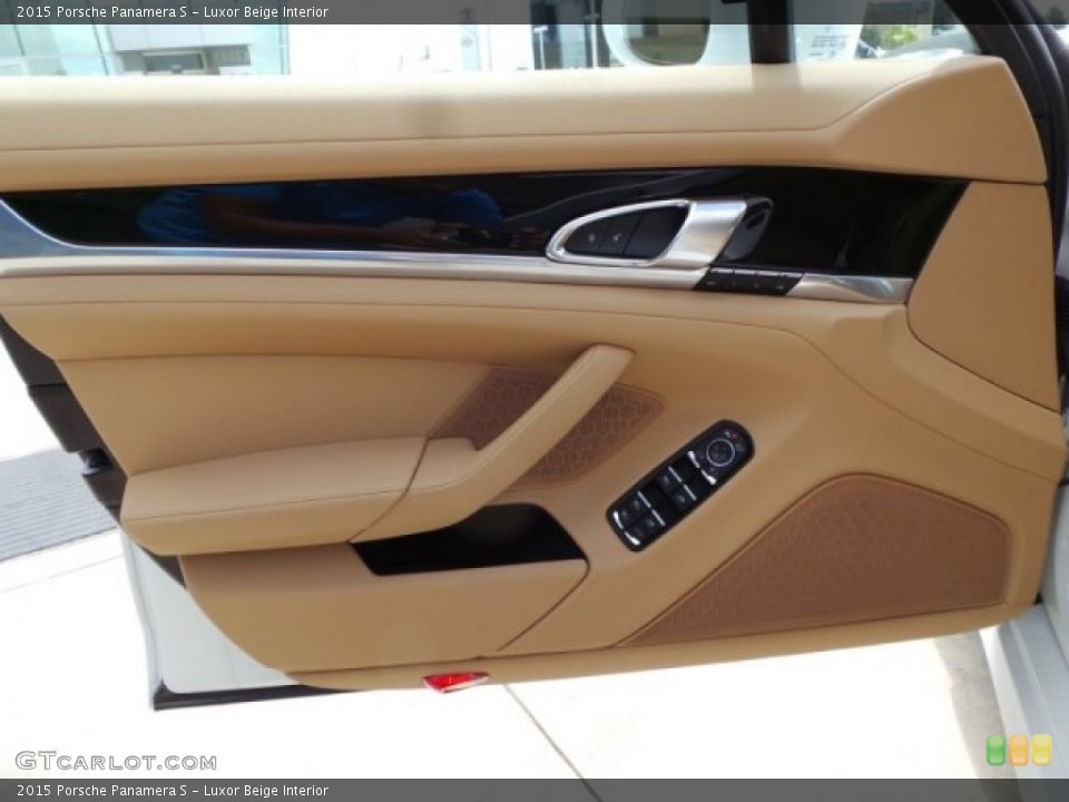 Luxor Beige Interior Door Panel for the 2015 Porsche Panamera S #96989361