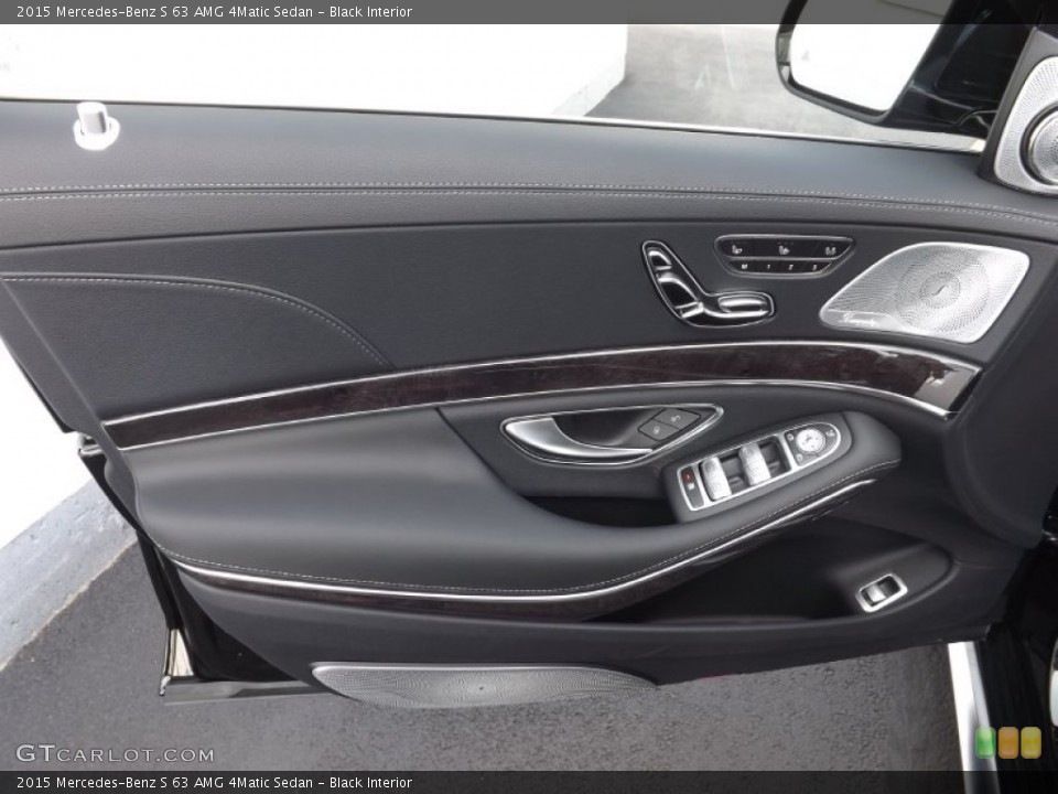 Black Interior Door Panel for the 2015 Mercedes-Benz S 63 AMG 4Matic Sedan #97003866