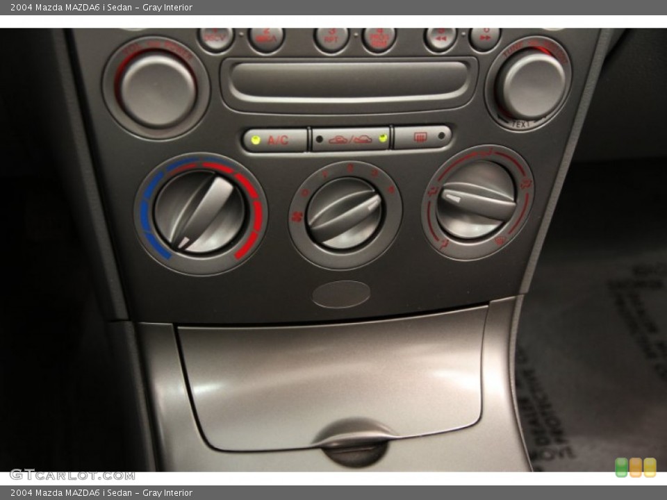 Gray Interior Controls for the 2004 Mazda MAZDA6 i Sedan #97010820