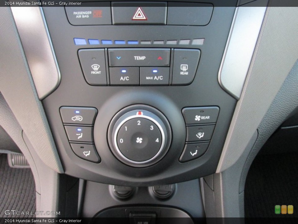 Gray Interior Controls for the 2014 Hyundai Santa Fe GLS #97180550