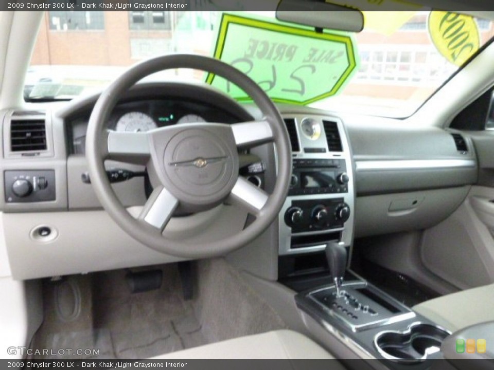 Dark Khaki/Light Graystone Interior Photo for the 2009 Chrysler 300 LX #97201348