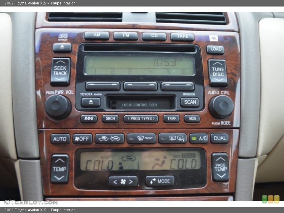 Taupe Interior Controls for the 2002 Toyota Avalon XLS #97377195