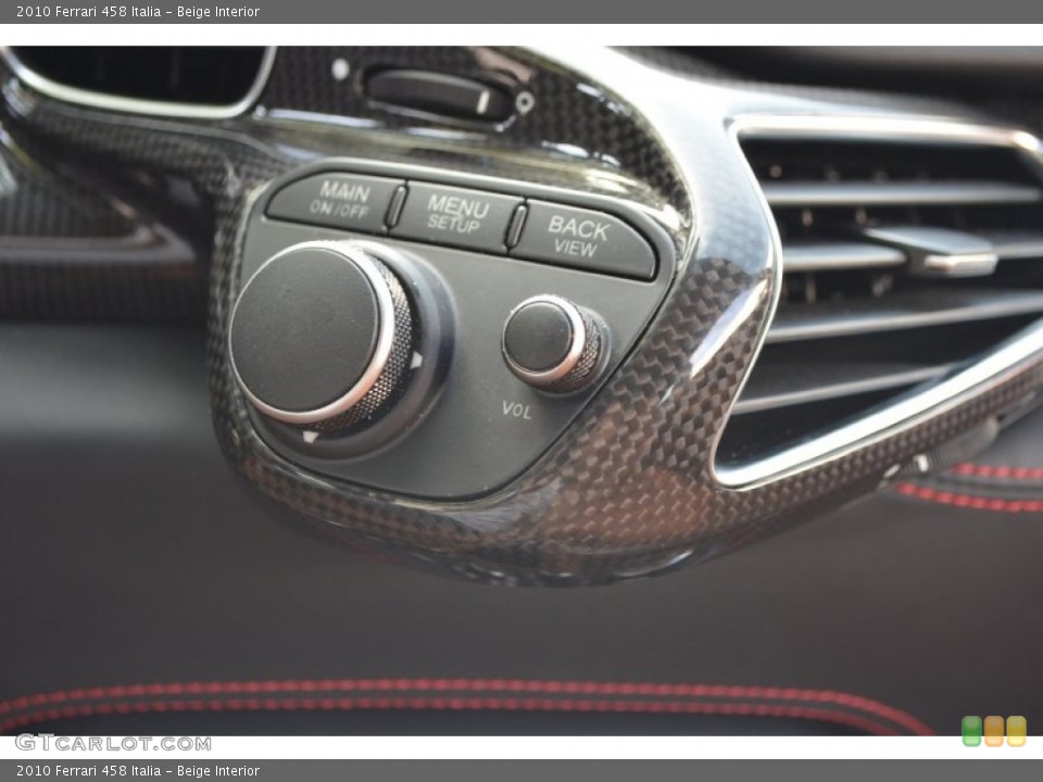 Beige Interior Controls for the 2010 Ferrari 458 Italia #97388703