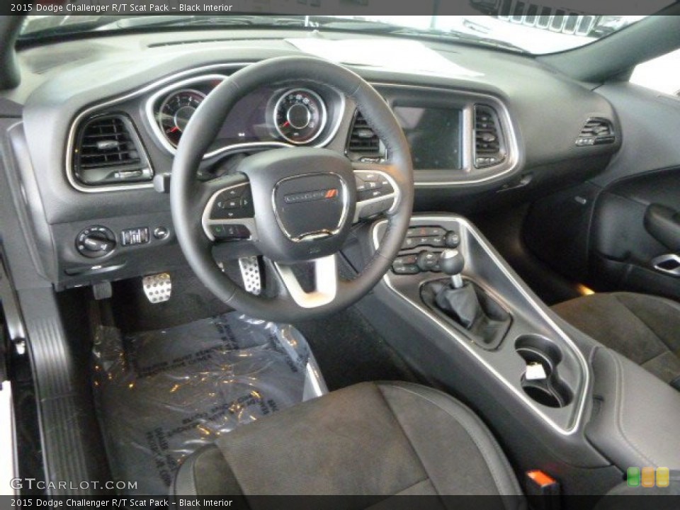Black Interior Photo for the 2015 Dodge Challenger R/T Scat Pack #97477806