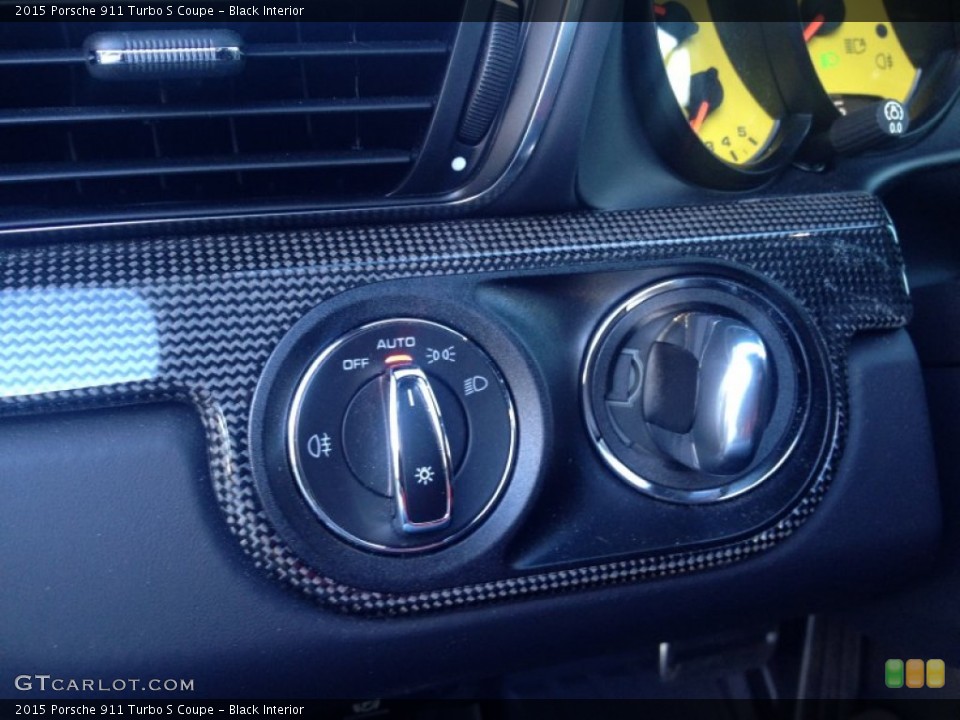 Black Interior Controls for the 2015 Porsche 911 Turbo S Coupe #97510626