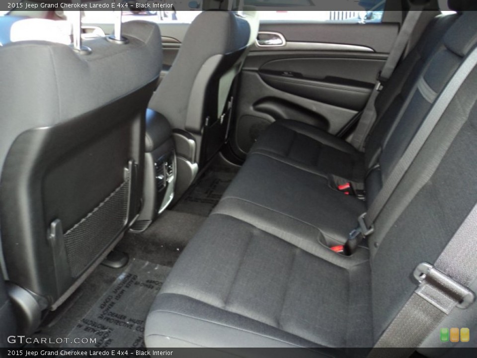 Black Interior Rear Seat for the 2015 Jeep Grand Cherokee Laredo E 4x4 #97537364