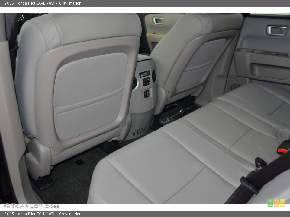 Gray Interior Rear Seat for the 2015 Honda Pilot EX-L 4WD #97565914