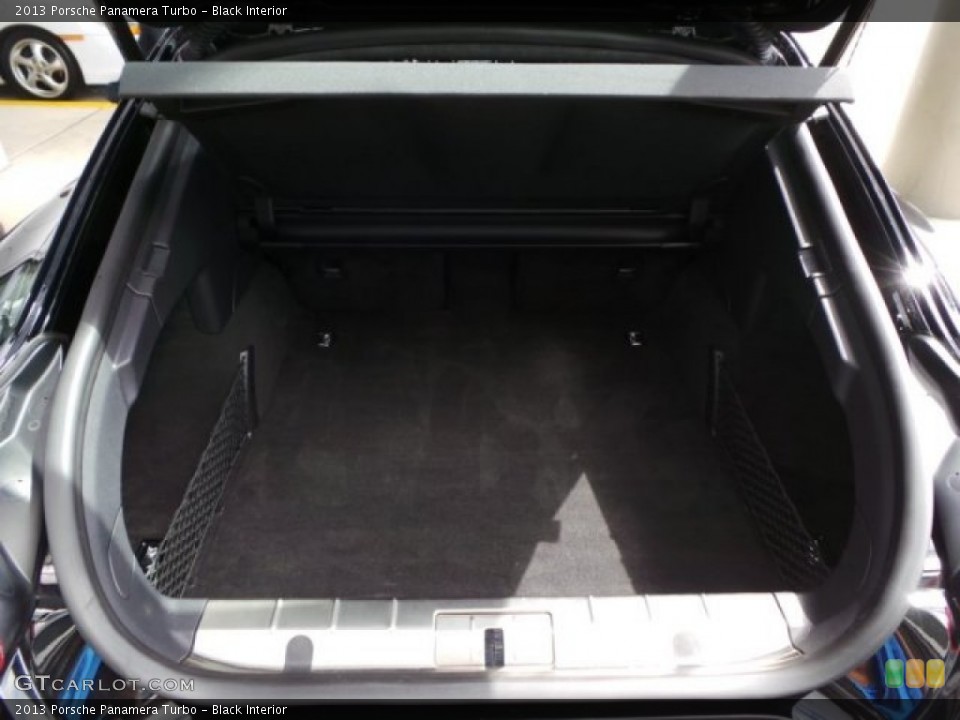 Black Interior Trunk for the 2013 Porsche Panamera Turbo #97623177