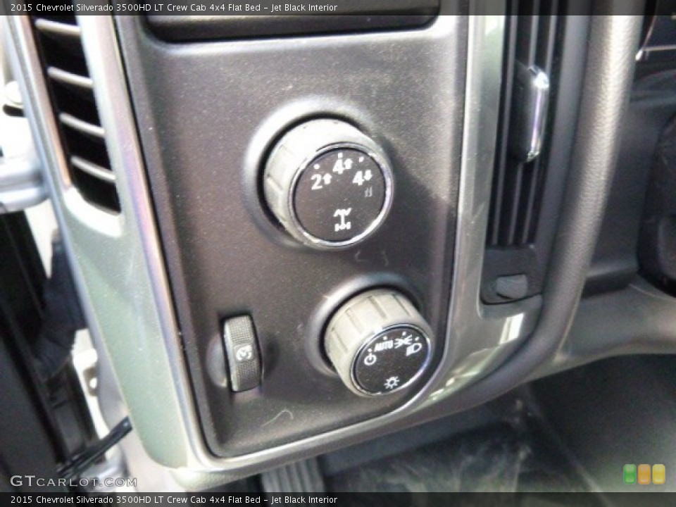 Jet Black Interior Controls for the 2015 Chevrolet Silverado 3500HD LT Crew Cab 4x4 Flat Bed #97625485