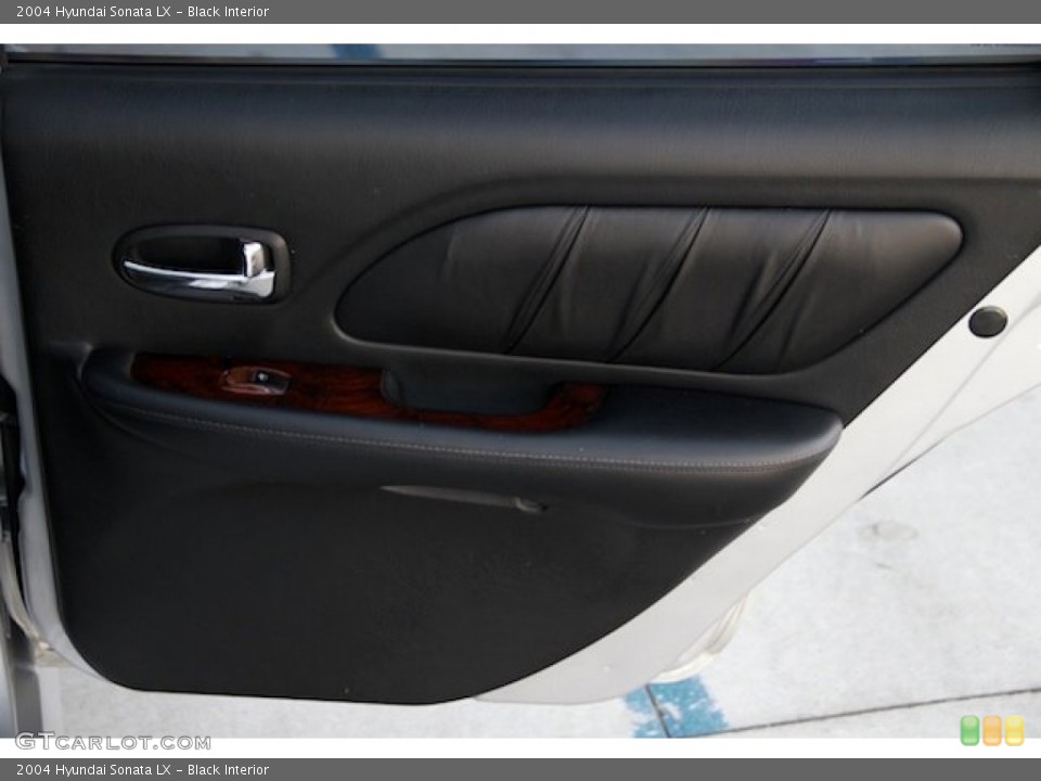 Black Interior Door Panel for the 2004 Hyundai Sonata LX #97678239