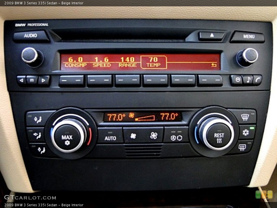 Beige Interior Controls for the 2009 BMW 3 Series 335i Sedan #97727994