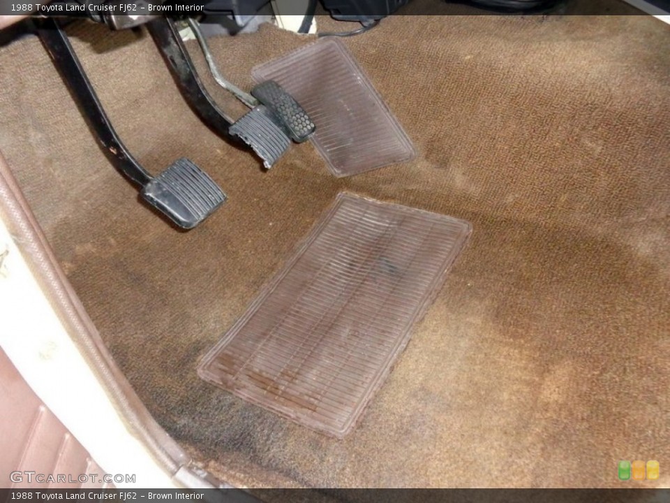 Brown Interior Controls for the 1988 Toyota Land Cruiser FJ62 #97925155
