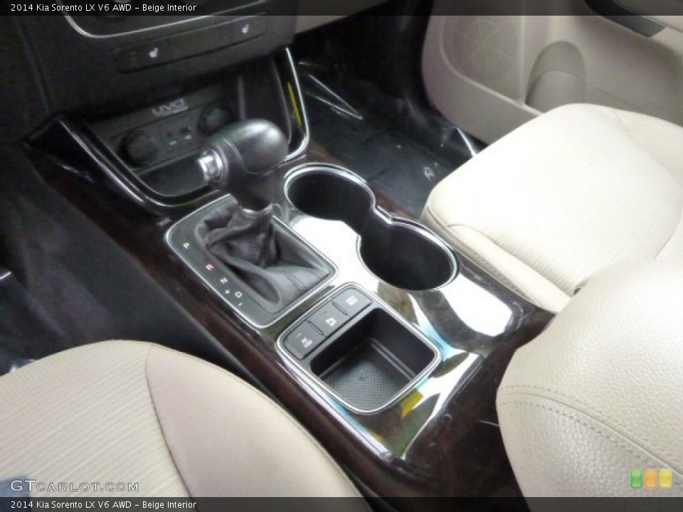 Beige Interior Transmission for the 2014 Kia Sorento LX V6 AWD #97931877