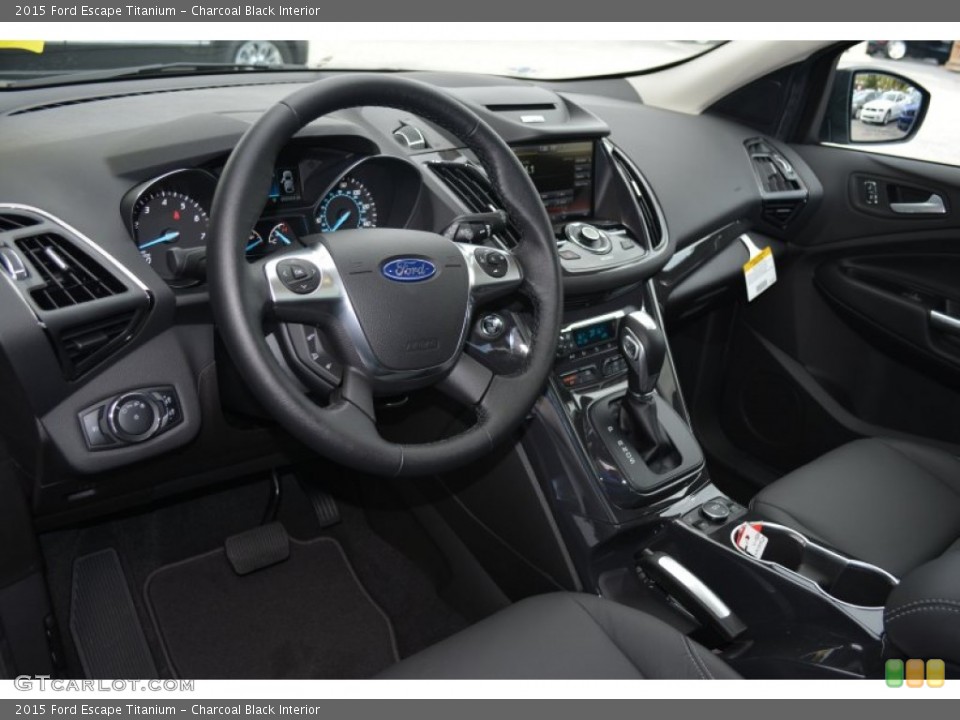 Charcoal Black Interior Photo for the 2015 Ford Escape Titanium #97975697