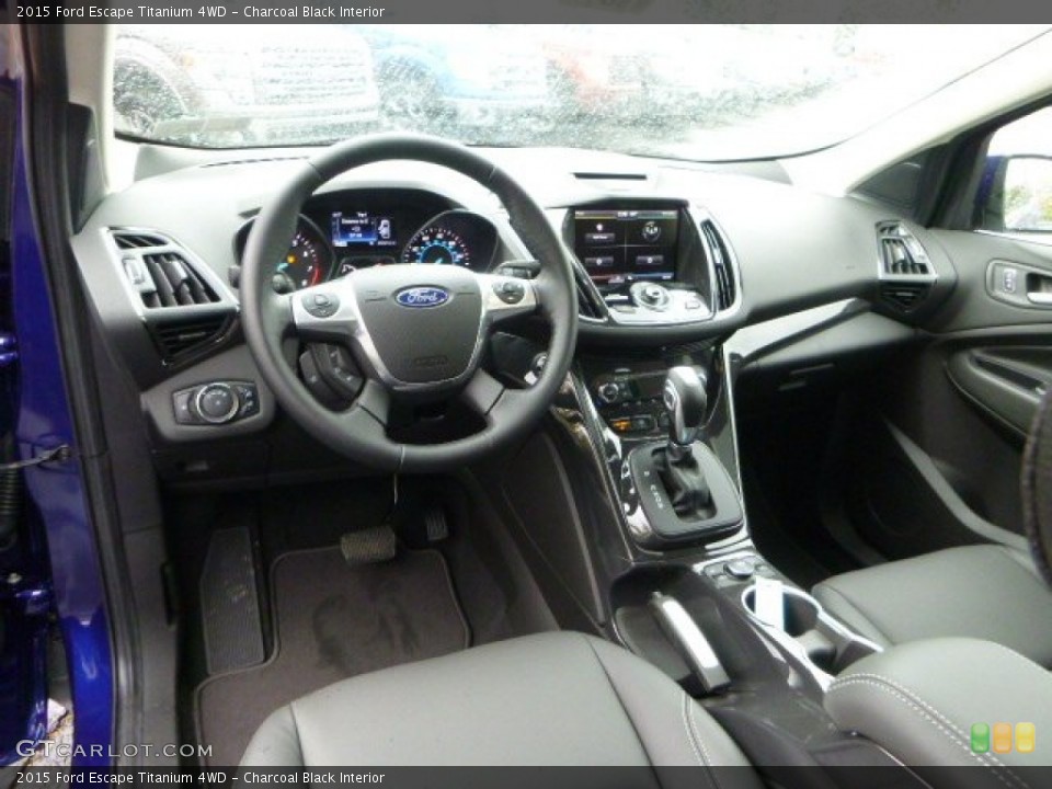 Charcoal Black Interior Photo for the 2015 Ford Escape Titanium 4WD #97981855